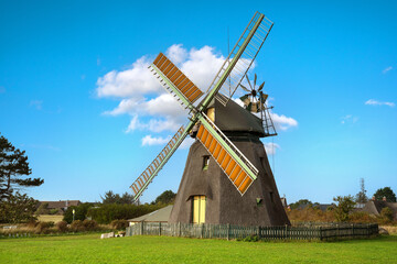 Fototapeta na wymiar Windmill, Nebel, Amrum, Germany