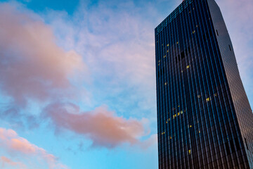 Fototapeta na wymiar Corporate skyscraper Building in Vienna, Austria in front of amazing evening light.