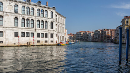 grand canal depuis le pont du Rialto, Venise