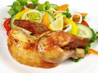 Halbes Grillhähnchen mit Salat