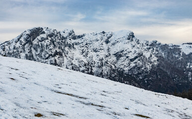 Peñas de Aia nevado