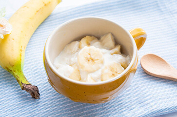 バナナの豆乳ヨーグルト和え