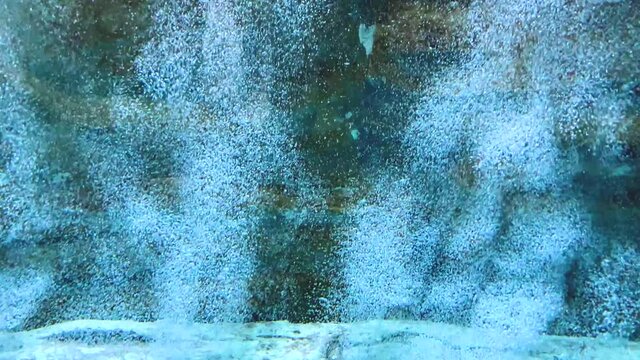 Bubble in the water(물속 방울)