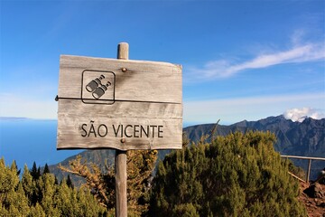 Hiking in Madeira - Pico ruivo do paul da serra. Wooden sign with the viewpoint, Miradouro Sao Vicente