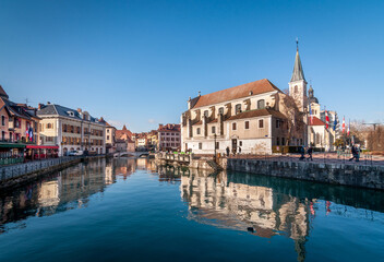 Annecy, la Venise des Alpes, son lac et sa vieille ville