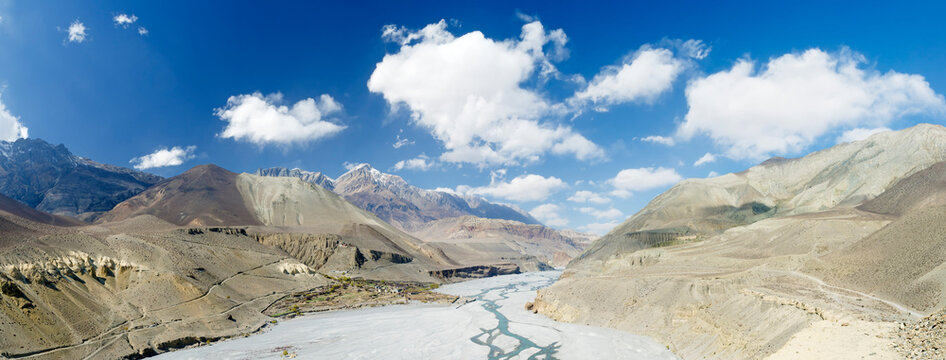 Panoramic view of Tiri village in Upper Mustang and Kali Gandaki river, Kagbeni, Annapurna Circuit, Nepal