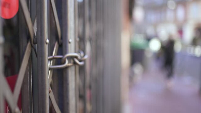 Street store front closed for business