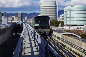 ポートライナー