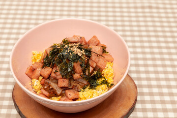 Spam egg rice bowl - 스팸덮밥