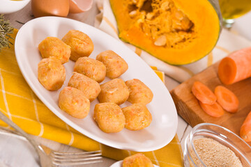 Pumpkin chicken meatballs.