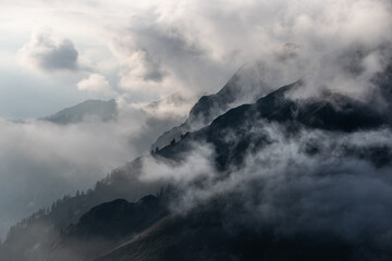 Höfats im Nebel