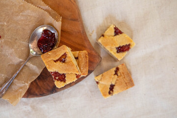 squares of jam pie