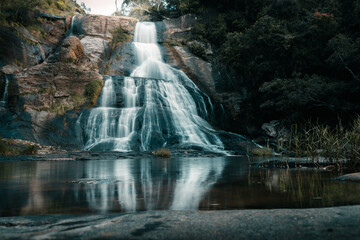 Fototapeta na wymiar Diyaluma waterfall in Sri Lanka.