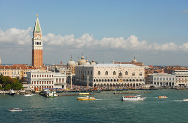 Fototapeta na wymiar Panoramic view Dodge Palace and Bell Tower on San Marco square Venice