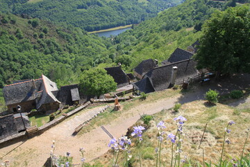 Les toits de lauze de la Vinzelle, Aveyron	