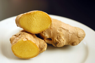 fresh ginger root for tonsillitis and cold,