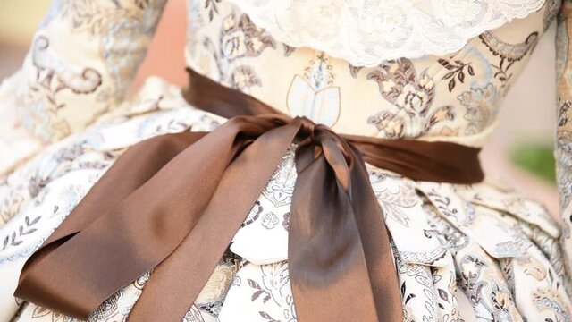 Fallera mayor of Valencia. Valencian clothing. Fallera suit. Traditional suit. Traditional jewelry. Fallas in Valencia