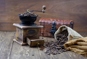 coffee grinder and coffee beans