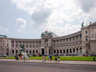 Fototapeta na wymiar Hofburg palace complex, New Castle Wing, Vienna