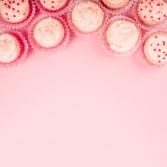 Fototapeta na wymiar Valentine day love cupcakes