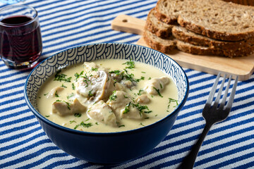 Chicken stew with mushrooms and cream