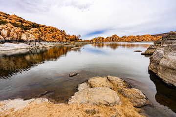 Fototapeta na wymiar Watson Lake near Prescott Arizona