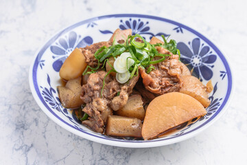 牛すじの煮込み