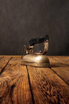 Stare żelazko
iron for ironing