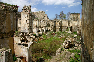 Ruins of the Azerbaijani part of Shusha in 2007