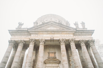 Obraz premium old church in the fog
