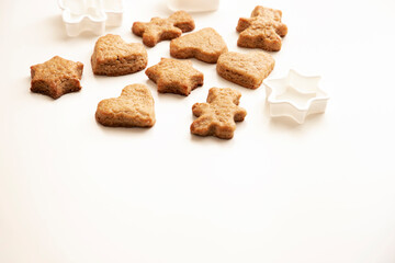 Fototapeta na wymiar ginger cookies with different shapes and molds