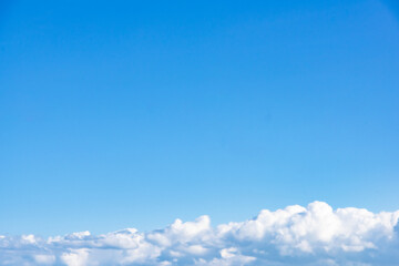 青空と積乱雲  夏の北海道美瑛町の風景