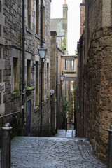 Entering an Edinburgh alley gothic city