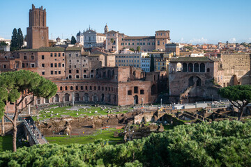 Fototapeta na wymiar Ruinas romanas, Foros Imperiales. Roma, Italia.