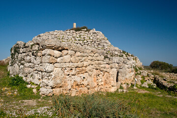 Santuario y Talayot Son Na Caçana, siglo X antes de Cristo. Alaior.Menorca.Balearic islands.Spain.