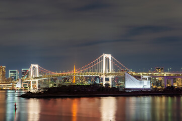 Obraz premium 東京都港区台場から見た東京湾の夜景