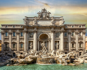 Fototapeta na wymiar World famous fountain in Rome