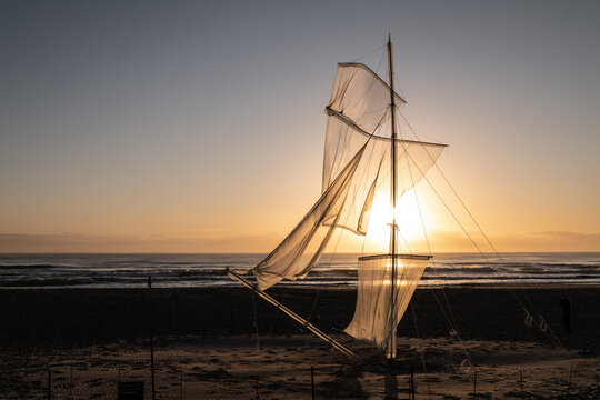 Scupltures At The Swell Sculpture Festival, Currumbin Beach, Gold Coast. Sorrow By Jacqueline Damon.