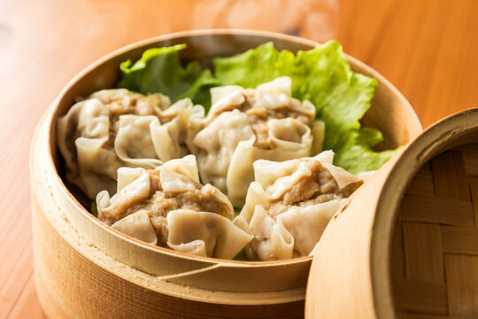 Loni Bilder Durchsuchen 325 Archivfotos, und Videos