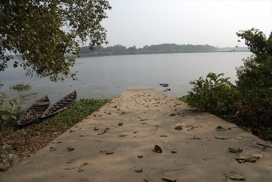 LAKE AAT RAM NAGAR IN NADIA DIST AT NOON