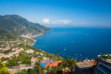 Fototapeta na wymiar イタリア　アマルフィ海岸のラヴェッロの丘からの景色