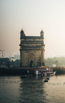 Mumbai gate of India During golden Hours ( Morning)