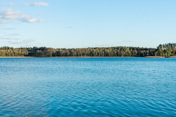 droga leśna, drzewa, dzika przyroda, forest, jesień, krajobraz, landscape, lasy, mazurski krajobraz, mazury, słońce, wildlife, zieleń, słońce, jezioro, lake, warmia, tafla jeziora, promyk słońca © Ianu Arius