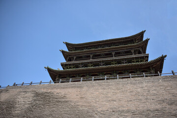 Local features of ancient Chinese temples and plaque buildings