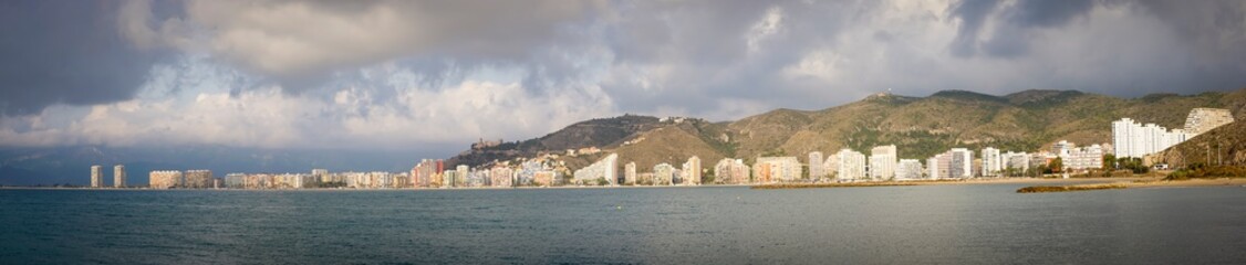 Fototapeta na wymiar panoramic view of the city of Cullera