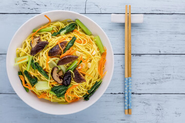 Fried vegetarian shou noodles