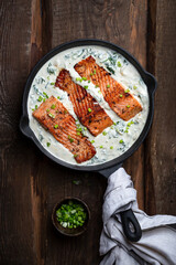 Salmon Steak with Spinach, Cream and Lemon