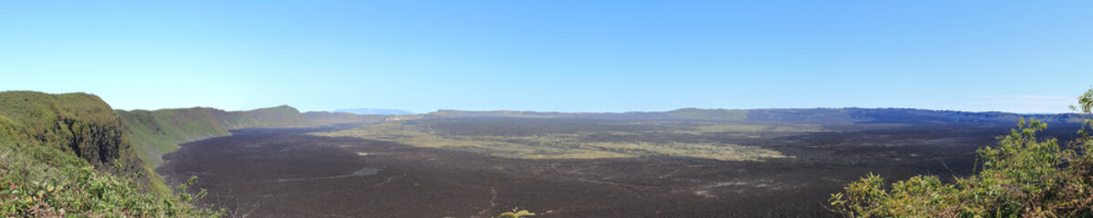 Fototapeta na wymiar Panorama of the Sierra Negra Volcano, Isabela Island