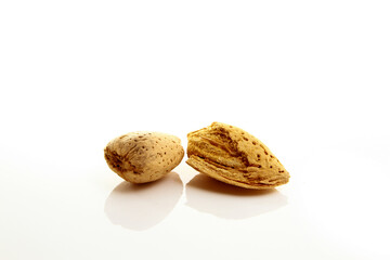 Shell raw almonds are delicious and healthy for snacking