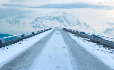 Fotobehang Snow and Road track to Himalayas mountain © Kitti bowornphatnon